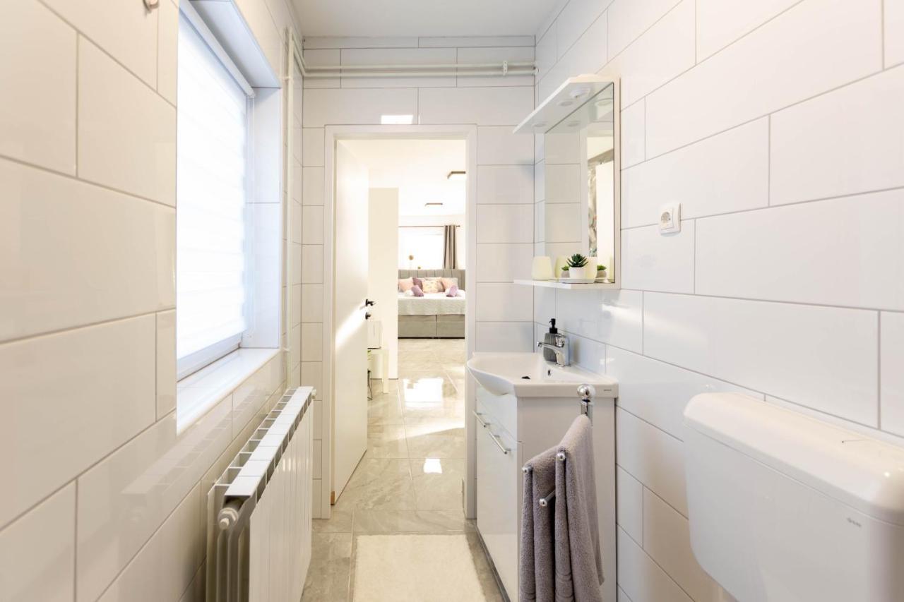 Apartmani Sun & Moon Bjelovar Exterior foto